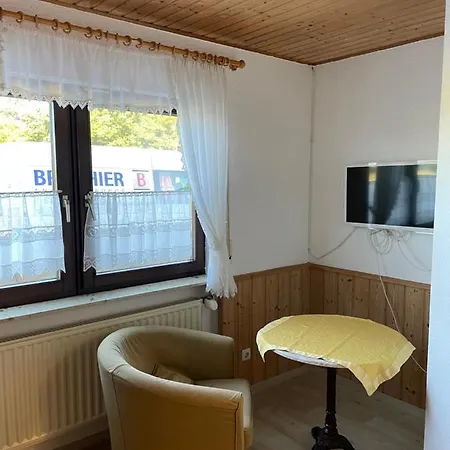 Am Eichenhain ゲストハウス ニュルンベルク