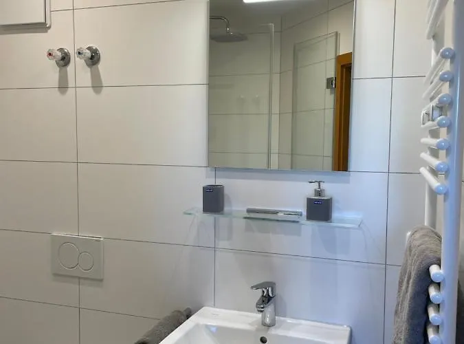 Am Eichenhain 3* Νυρεμβέργη