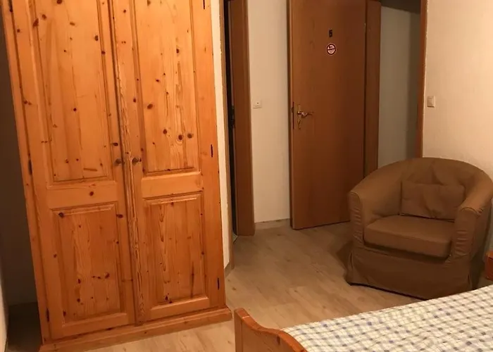 Am Eichenhain 3* Νυρεμβέργη